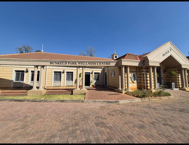 15M² OFFICE TO LET IN DUNKELD WEST
